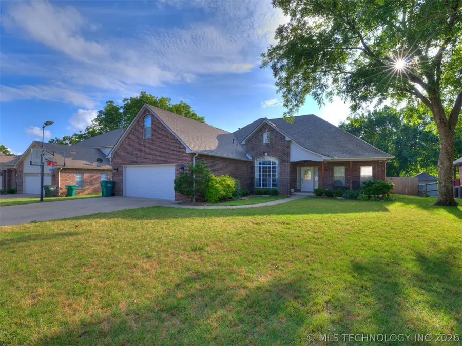 2218 S 113th West Court, Sapulpa, OK 74066 - #2