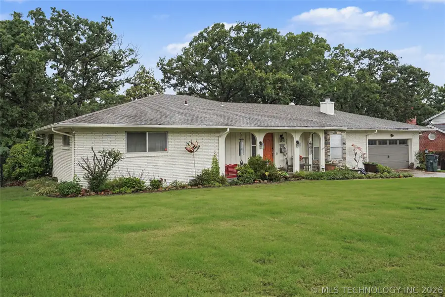 1212 E Teresa Avenue, Sapulpa, OK 74066 - #2