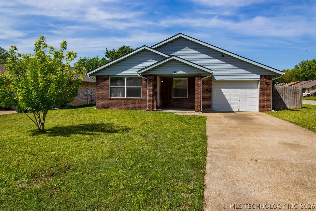 797 E 142nd Place, Glenpool, OK 74033 - #1