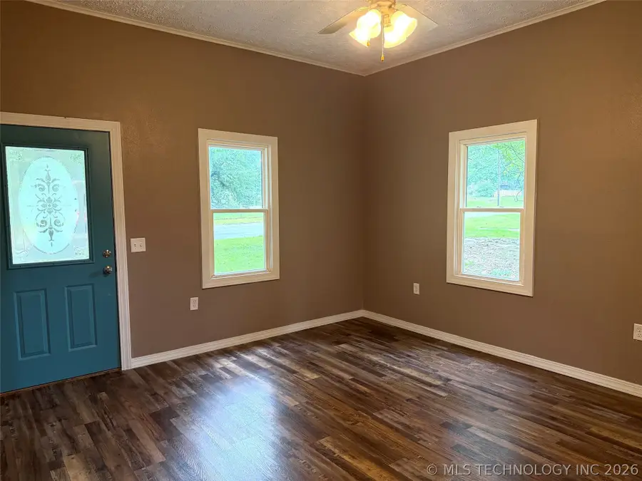 307 N Foreman Street, Vinita, OK 74301 - #3