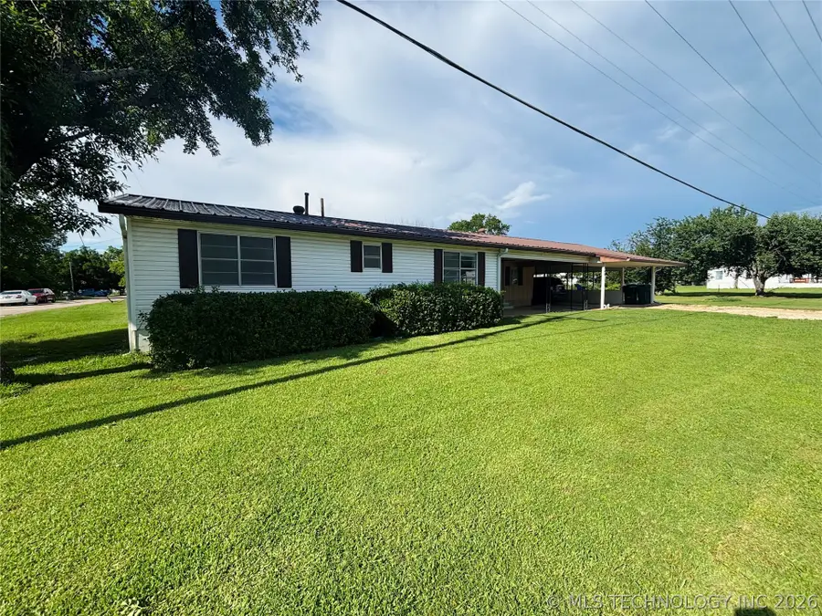 302 SW 2nd Street, Kingston, OK 73439 - #3