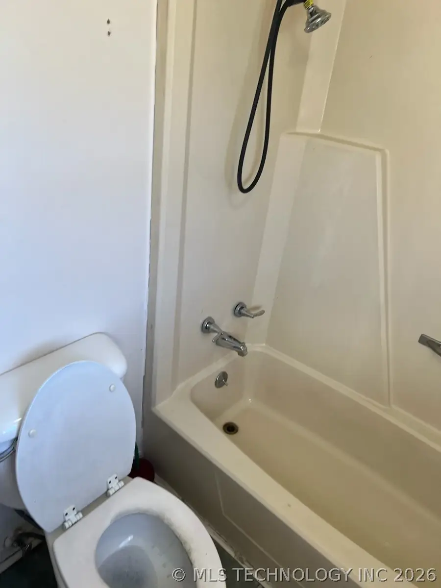 727 E 6th, Ada, OK 74820 - #3