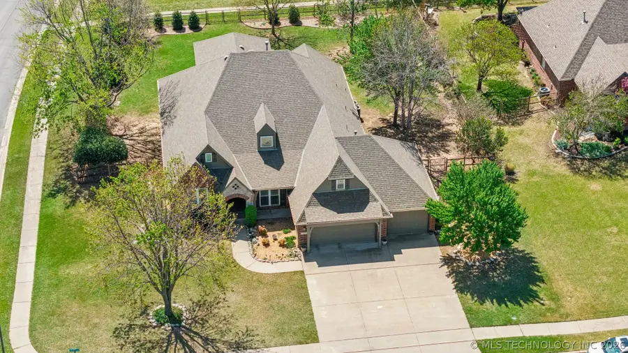 13820 E 93rd Circle, Owasso, OK 74055 - #2