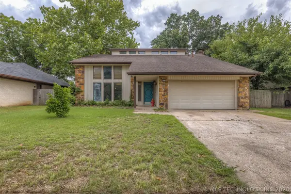 2213 W Knoxville Street, Broken Arrow, OK 74012