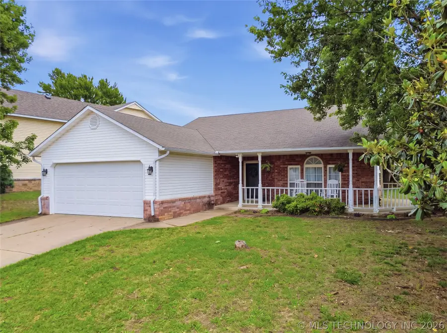 2408 SW Wolf Run Drive, Claremore, OK 74017 - #2