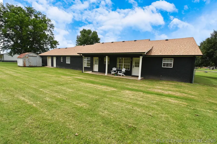 106 Redbud Lane, Gore, OK 74435 - #3