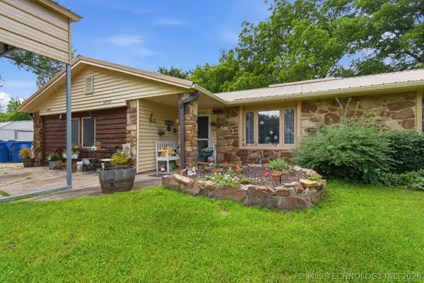 14702 S 334th East Avenue, Coweta, OK 74429