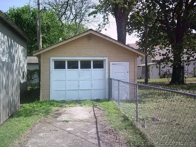 610 W Canadian Avenue, Vinita, OK 74301 - #2