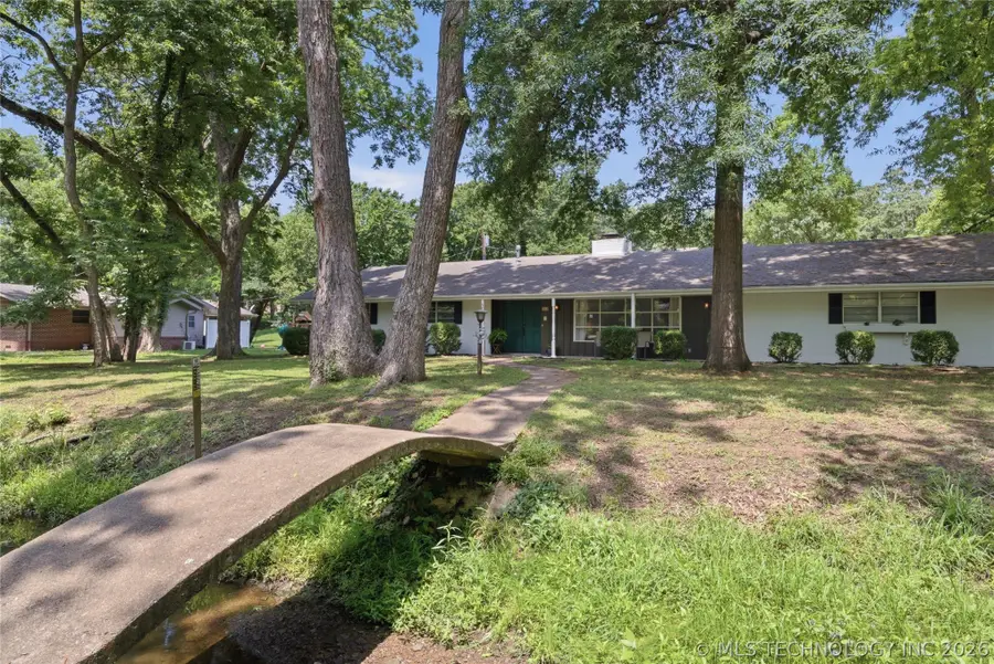 1015 Brookside Parkway, Bartlesville, OK 74006 - #2