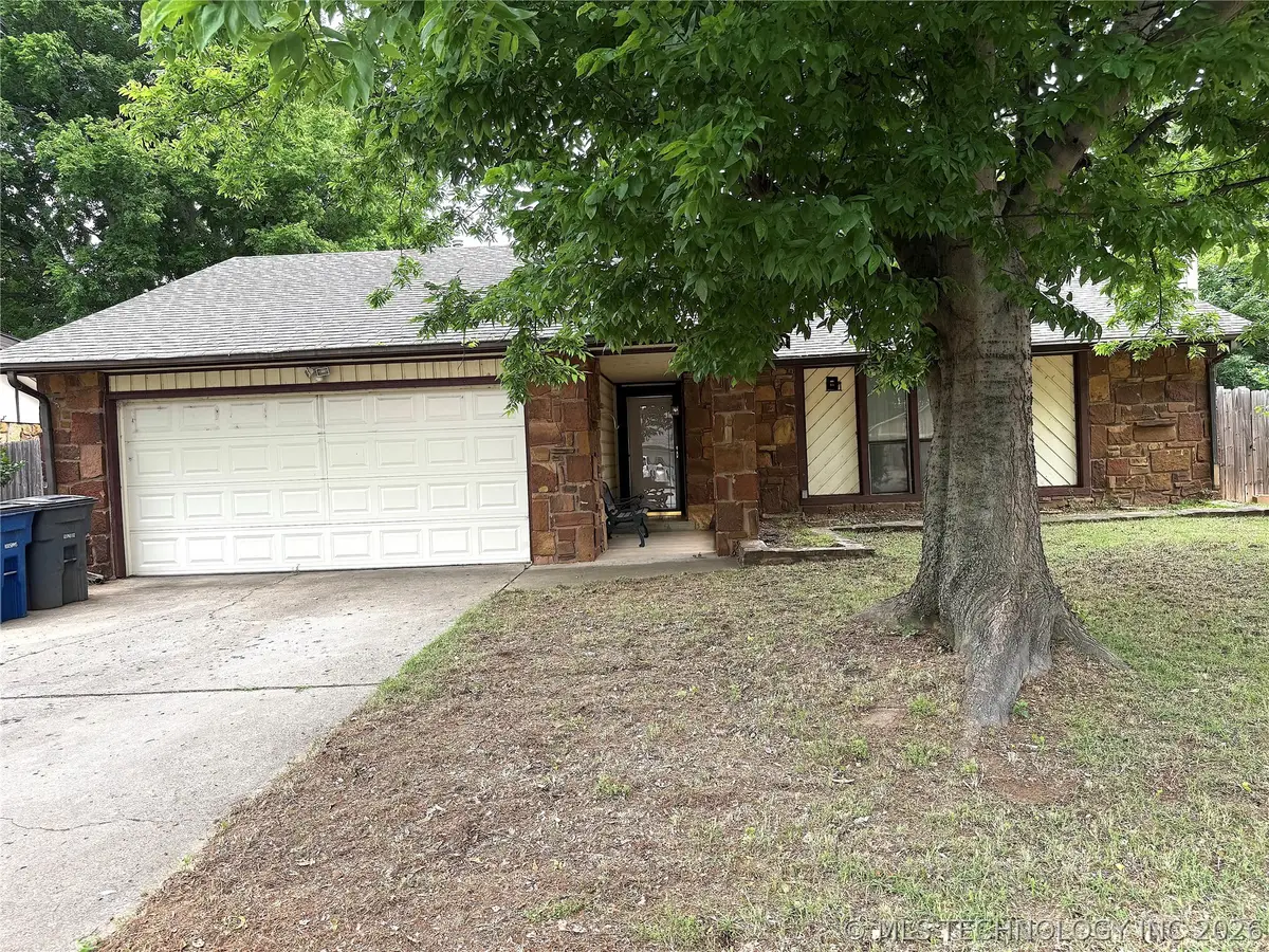 6827 S Quaker Avenue, Tulsa, OK 74136 - #1