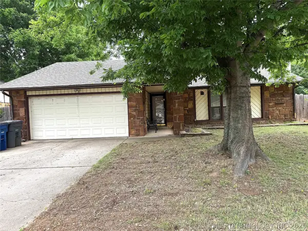 6827 S Quaker Avenue, Tulsa, OK 74136