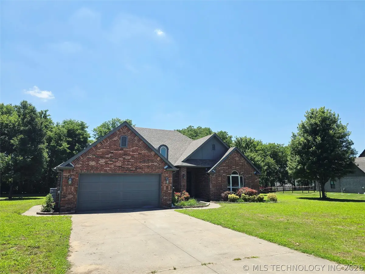 5108 E Hickory Meadow Drive, Claremore, OK 74019 - #1