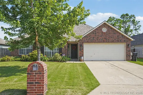 19629 E 39th Street, Broken Arrow, OK 74014