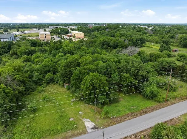 2712 Inman Avenue, Muskogee, OK 74401 - #2