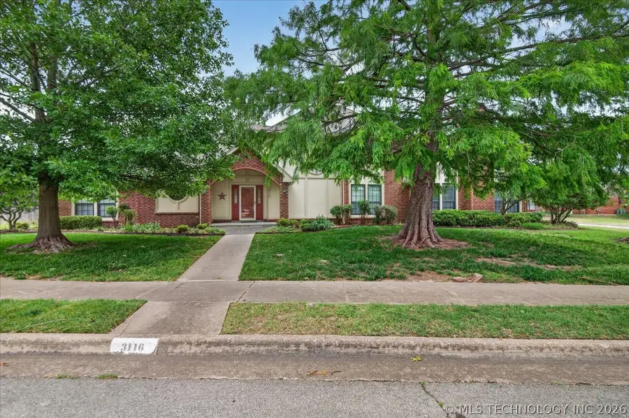3116 Camelot Drive, Bartlesville, OK 74006 - #2