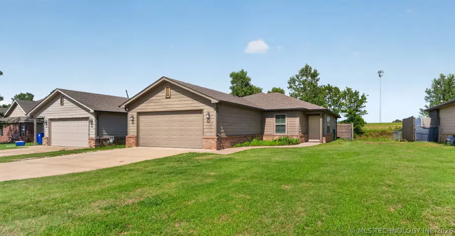 9915 N 44th East Avenue, Sperry, OK 74073 - #2