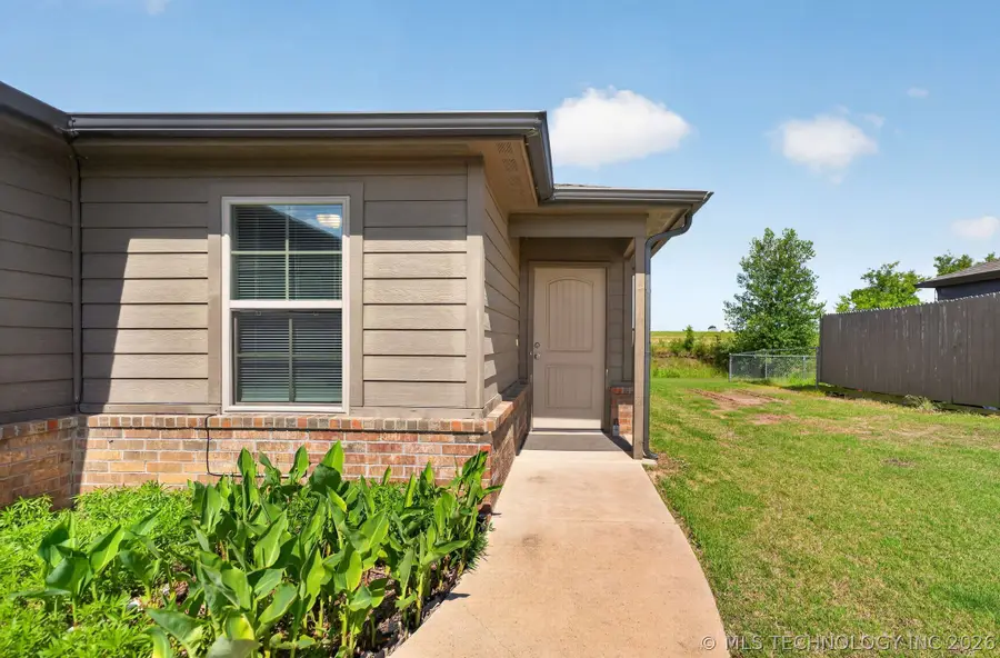 9915 N 44th East Avenue, Sperry, OK 74073 - #3