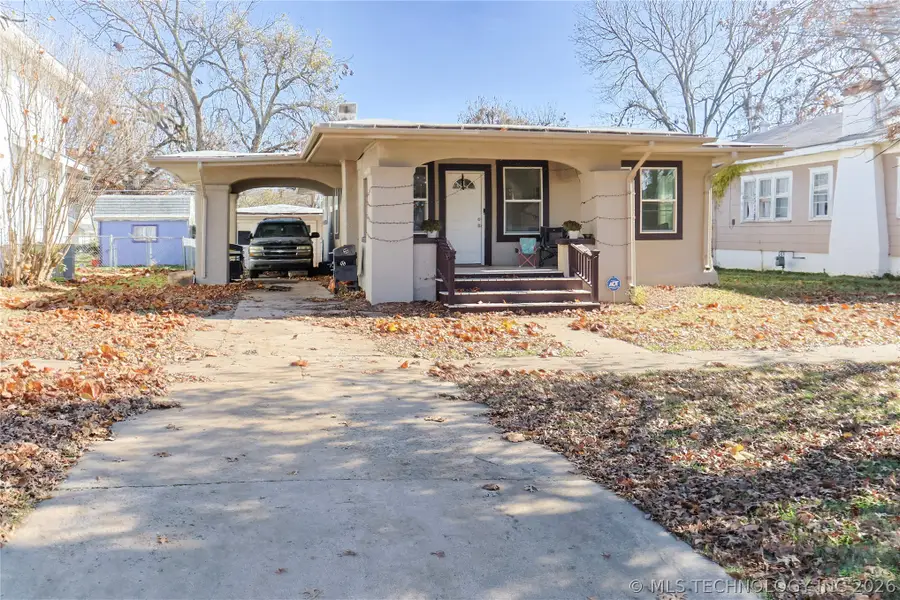 1320 S Keeler Avenue, Bartlesville, OK 74003 - #2