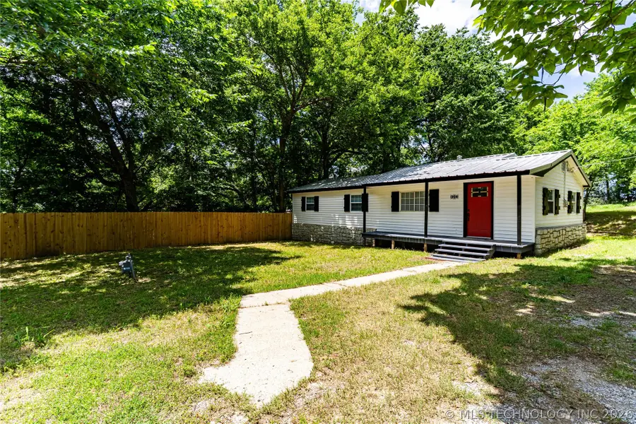 9263 W Oklahoma Avenue, Sapulpa, OK 74066 - #2