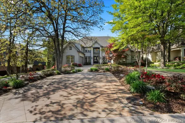 6902 E 115th Place, Bixby, OK 74008