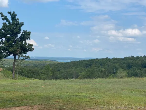 15818 W Forest Road, Park Hill, OK 74451