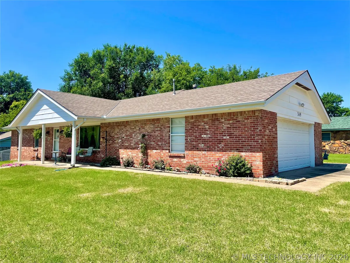 349 Cara Lee Lane, Bartlesville, OK 74006 - #1