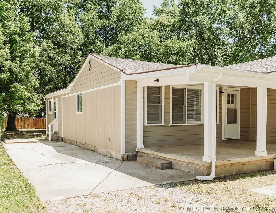 210 N Hereford Avenue, Dewey, OK 74029 - #2