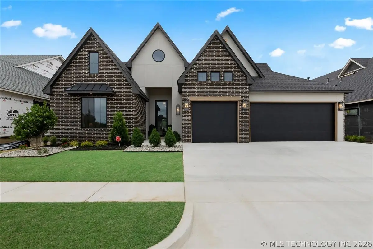 11113 S Thomas Terrace W, Jenks, OK 74037 - #1