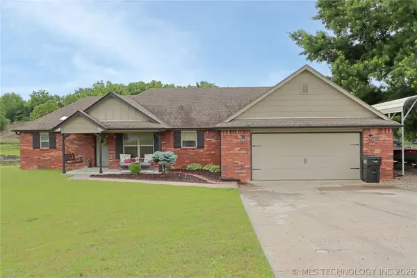 15044 S Ash Valley Lane, Claremore, OK 74017