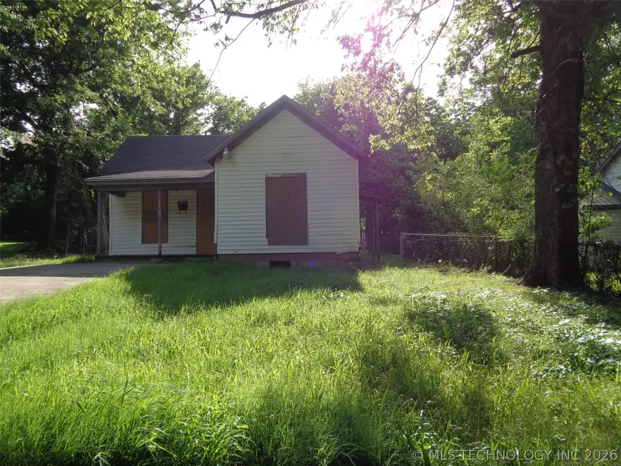 316 S 5th, Eufaula, OK 74432 - #3