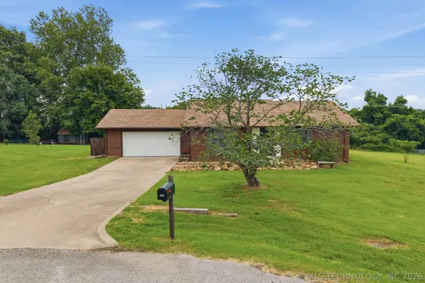 403 S 208th West Avenue, Sand Springs, OK 74063