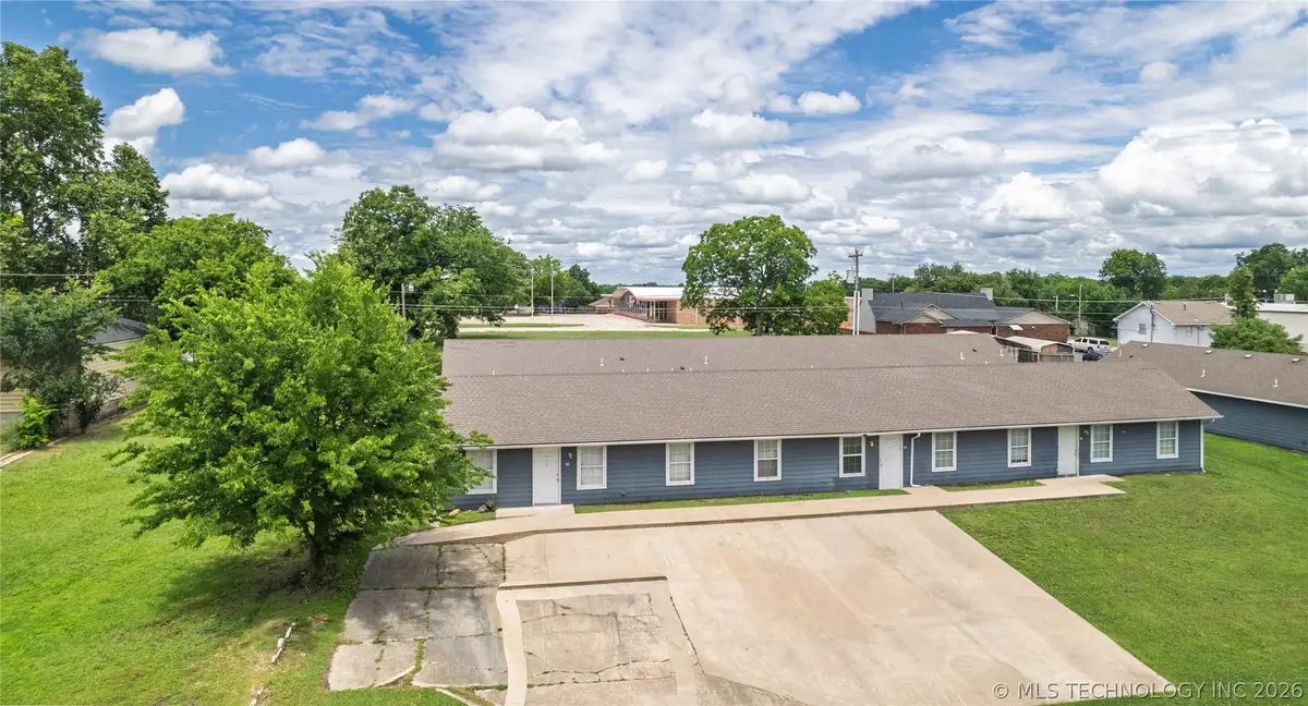 218 E 14th, Ada, OK 74820 - #1