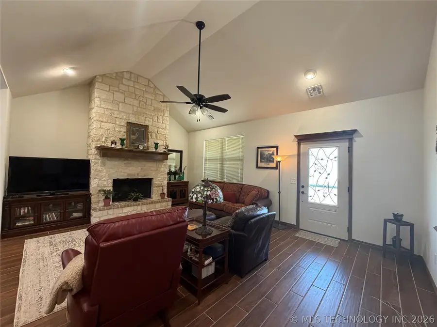 803 Julie Avenue, Hominy, OK 74035 - #3