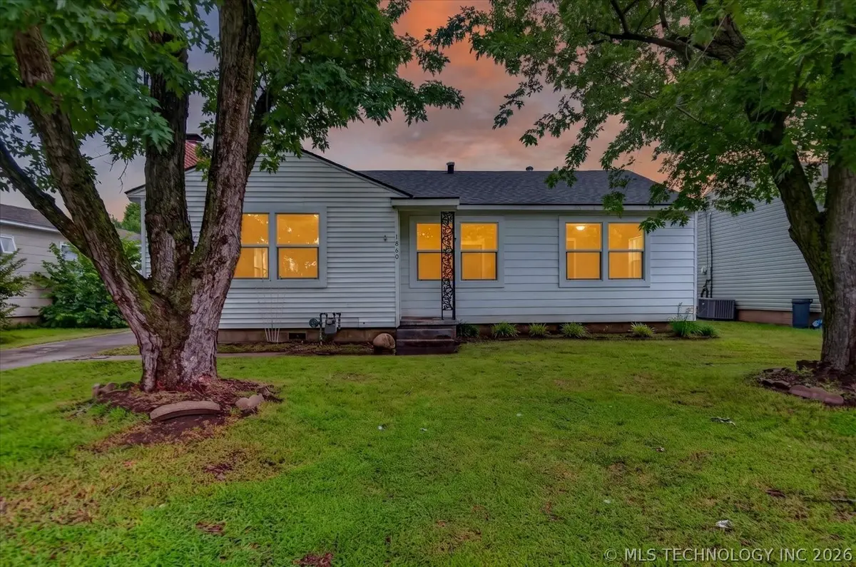1860 S Armstrong Avenue, Bartlesville, OK 74003 - #1