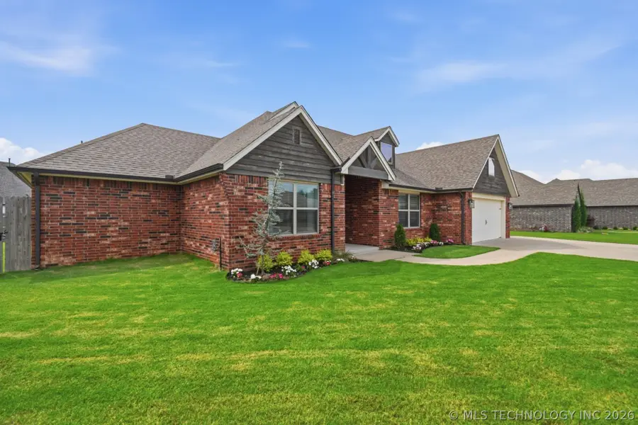 10442 S 233rd East Place, Broken Arrow, OK 74014 - #2