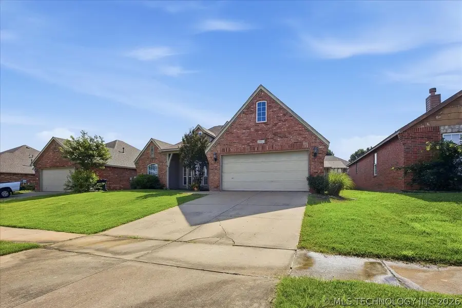 3953 S 216th East Avenue, Broken Arrow, OK 74014 - #3