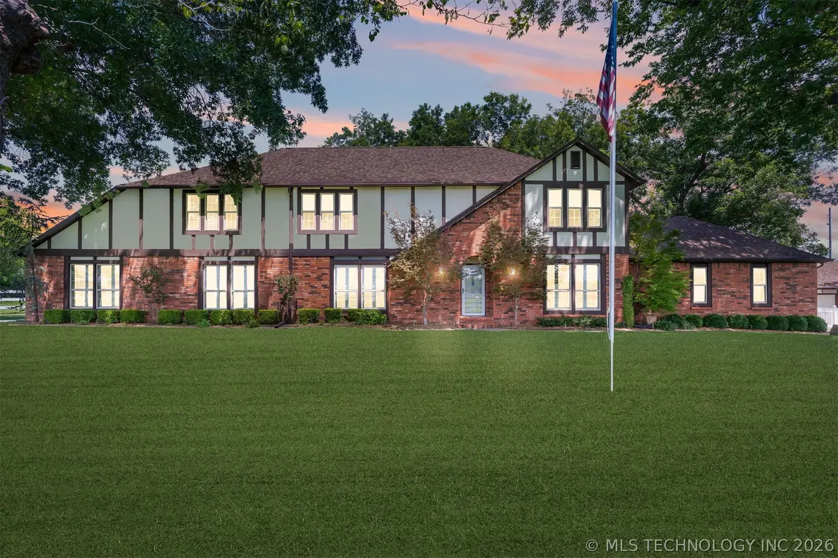 10195 E Rose Glen Boulevard, Claremore, OK 74019 - #1