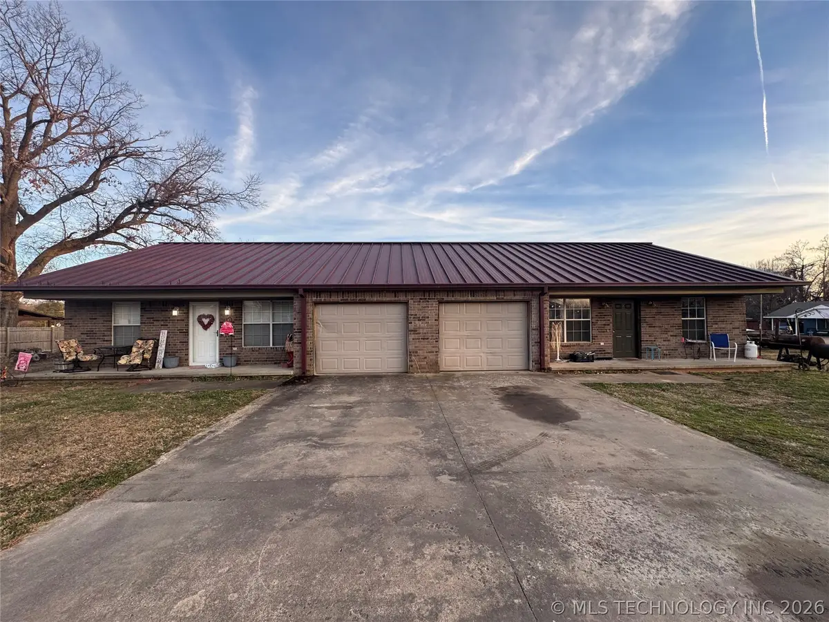 105 E Cedar Avenue, Fort Gibson, OK 74434 - #1