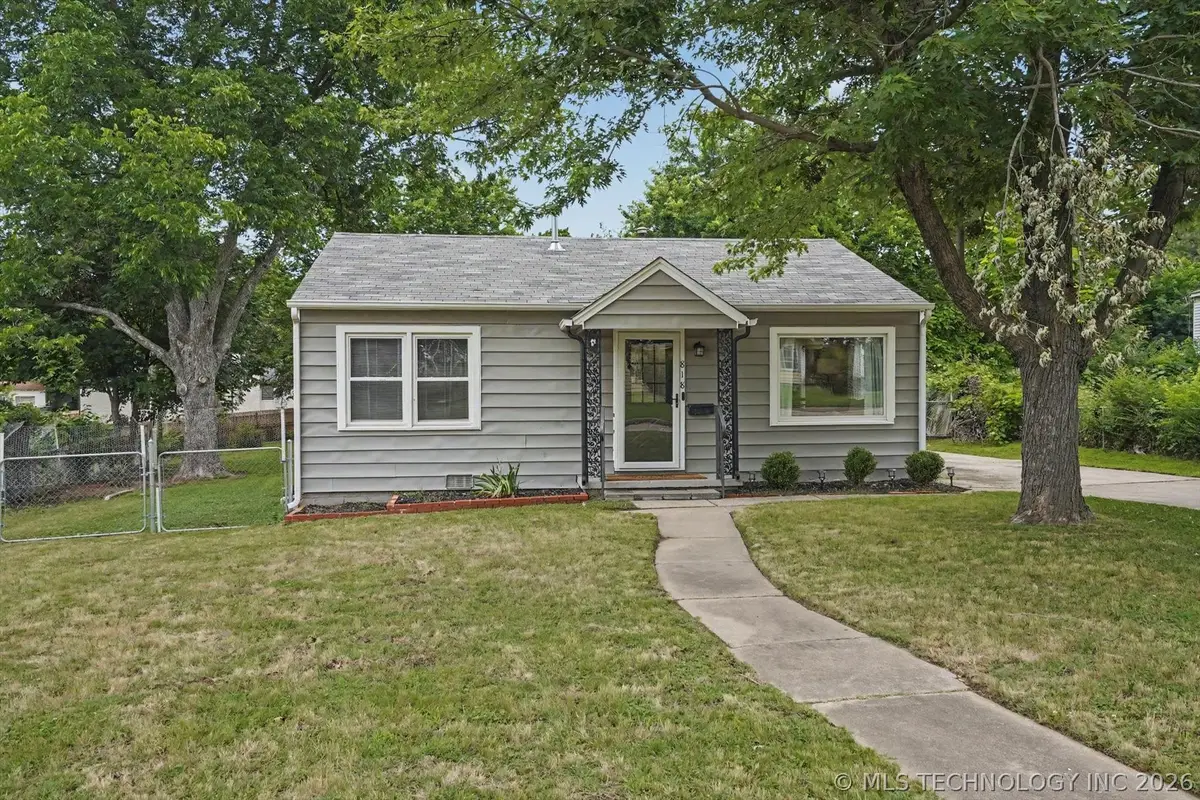 818 Terrace Drive, Sapulpa, OK 74066 - #1