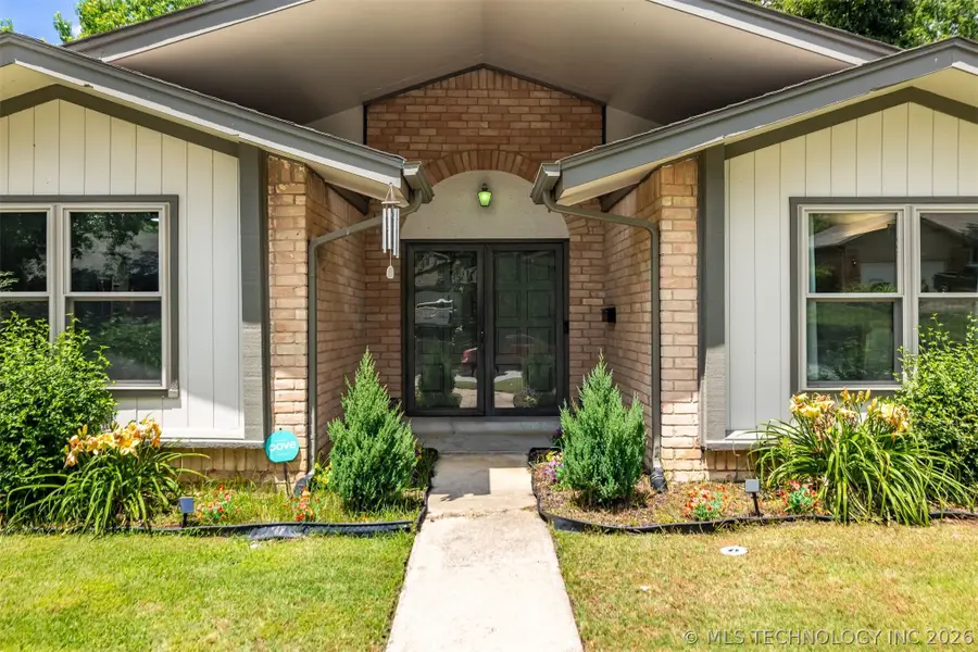 6711 E 60th Street, Tulsa, OK 74145 - #2