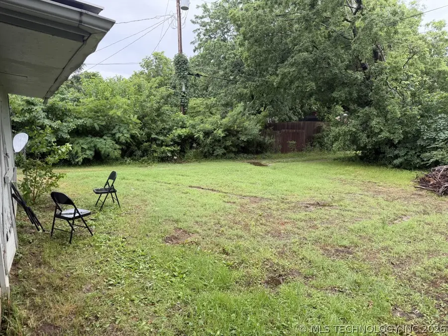 114 E 6th Street, Claremore, OK 74017 - #2