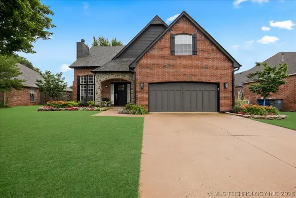 2812 E 102nd Place, Tulsa, OK 74137