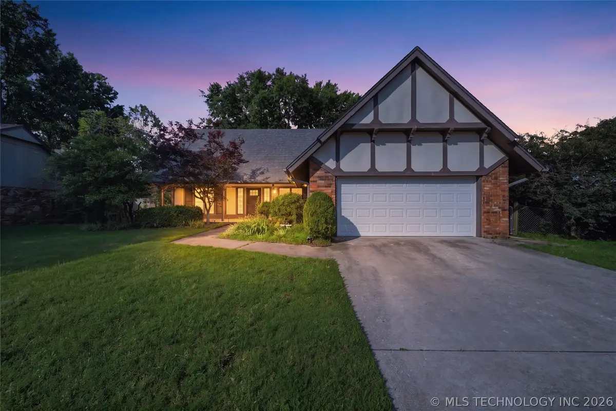 8404 E 107th Street, Tulsa, OK 74133 - #1