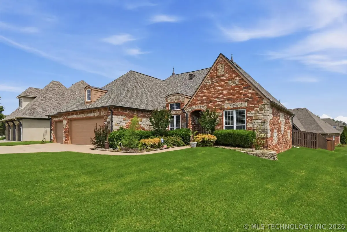 327 E 123rd Court S, Jenks, OK 74037 - #1