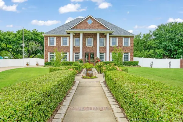 3419 Castle Court, Durant, OK 74701
