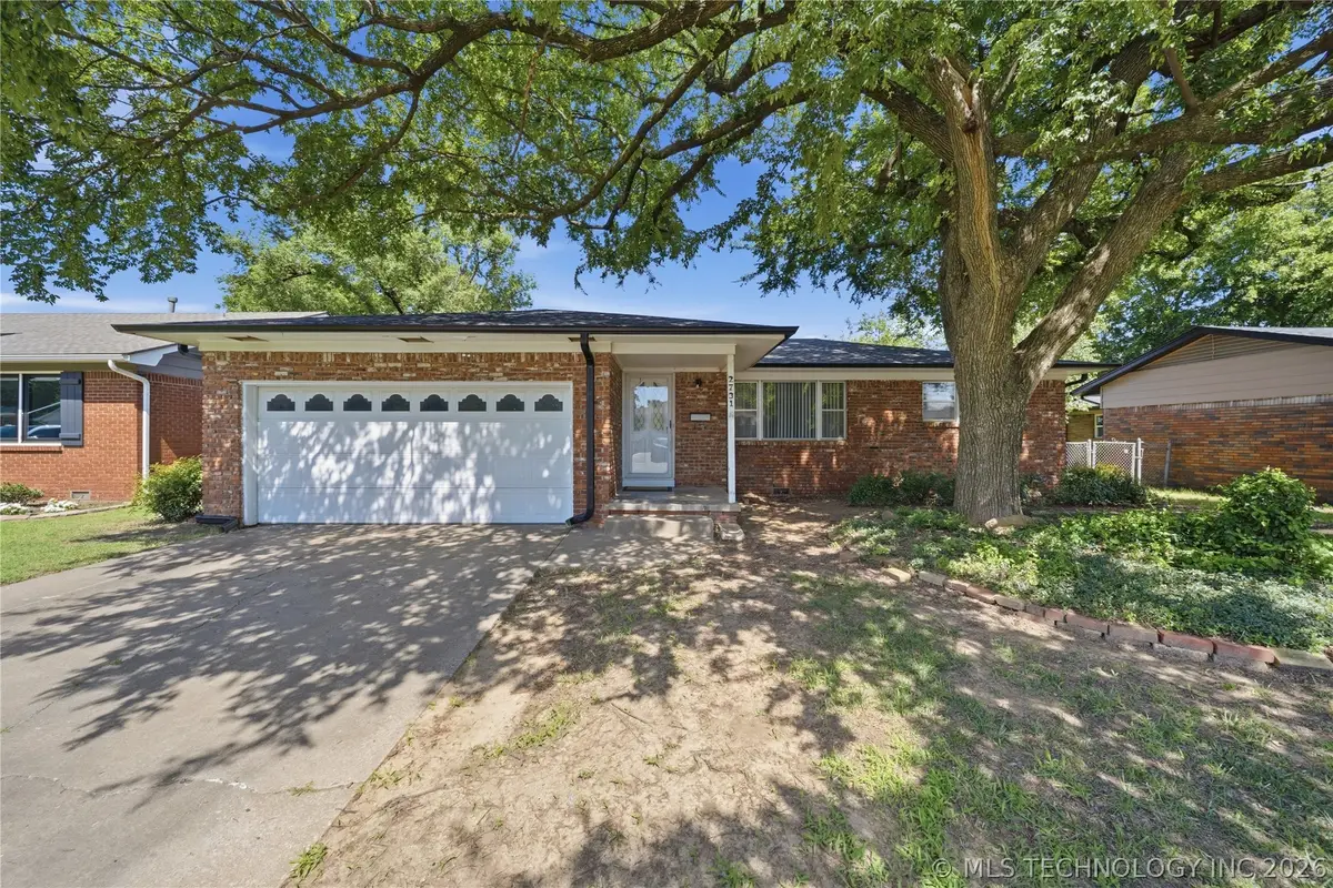 2731 S Hudson Avenue, Tulsa, OK 74114 - #1