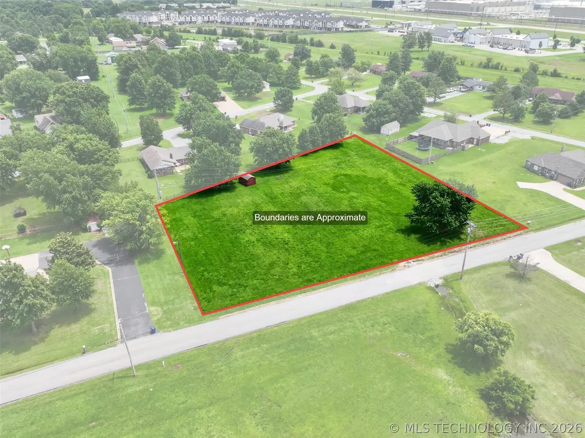 Oakwood Drive, Pryor, OK 74361 - #1