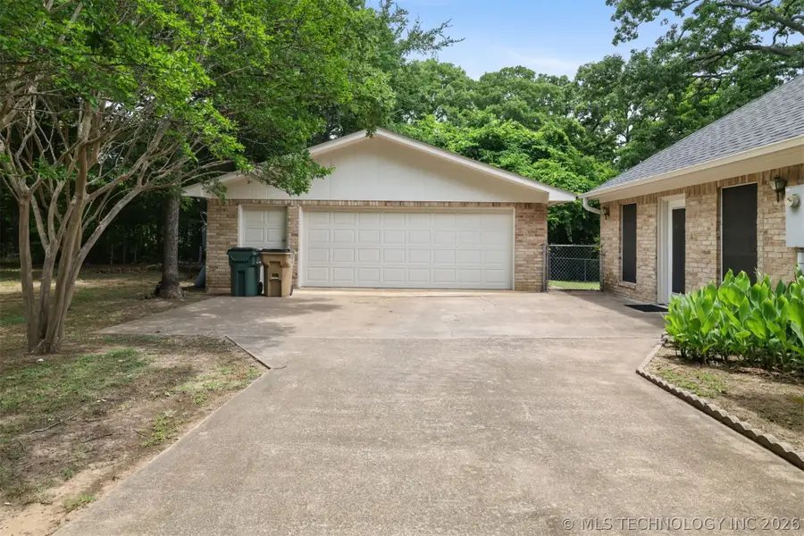 722 Westwood, Durant, OK 74701 - #3