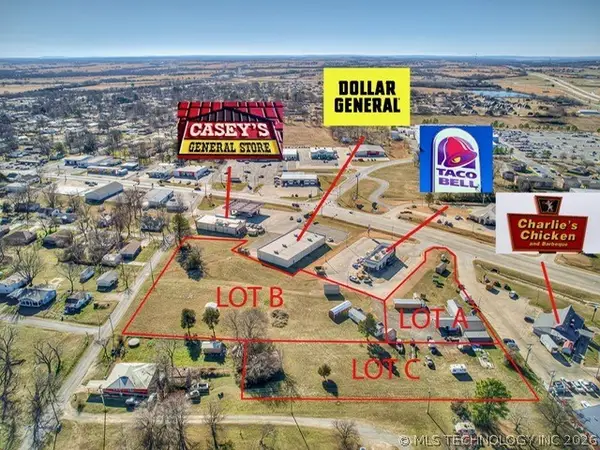 1107 W Gentry Avenue, Checotah, OK 74426