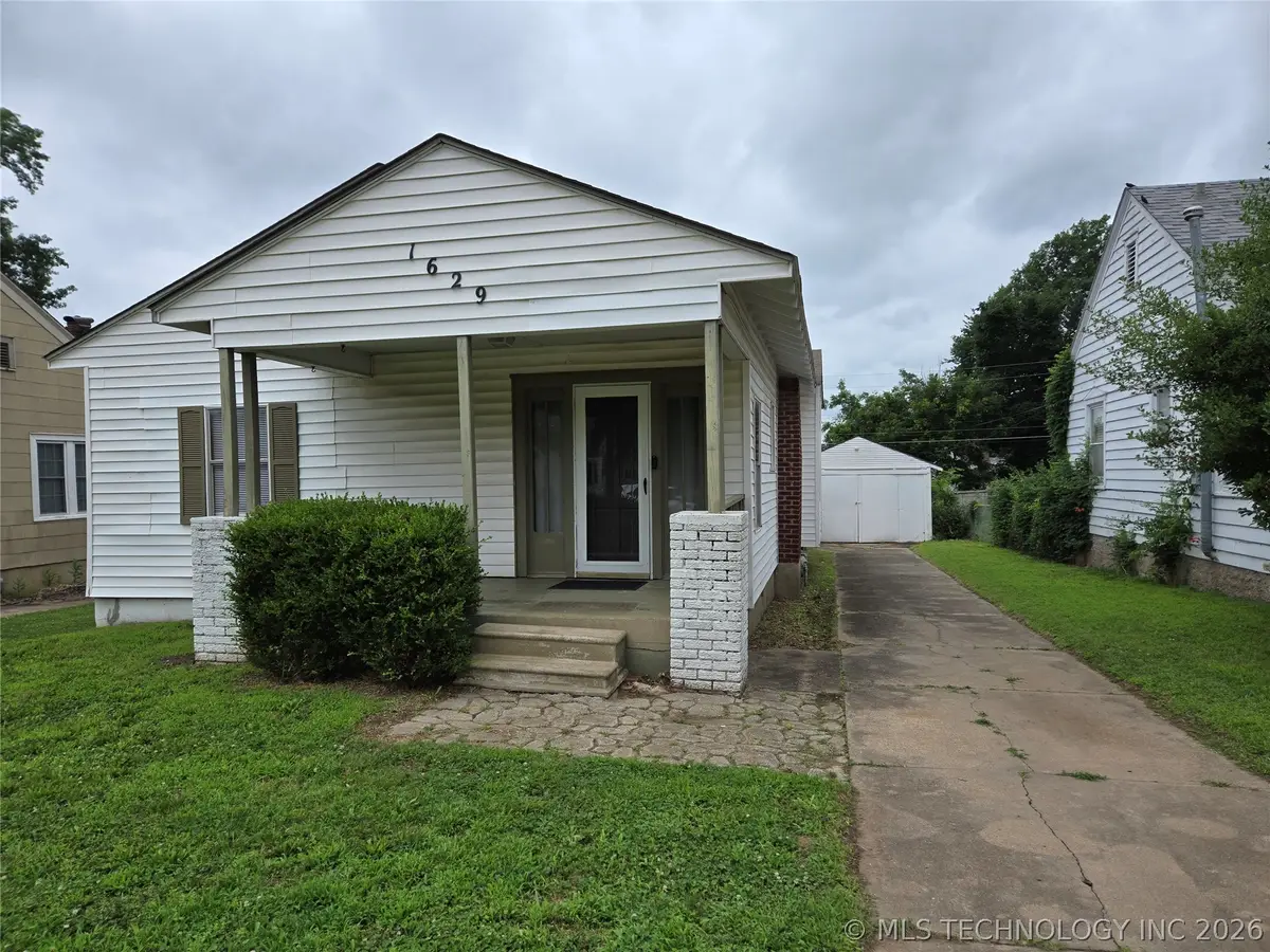 1629 S Keeler Avenue, Bartlesville, OK 74003 - #1